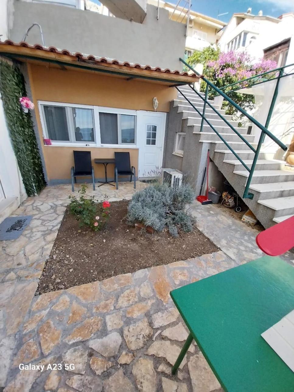 Judita Omiš Exterior foto