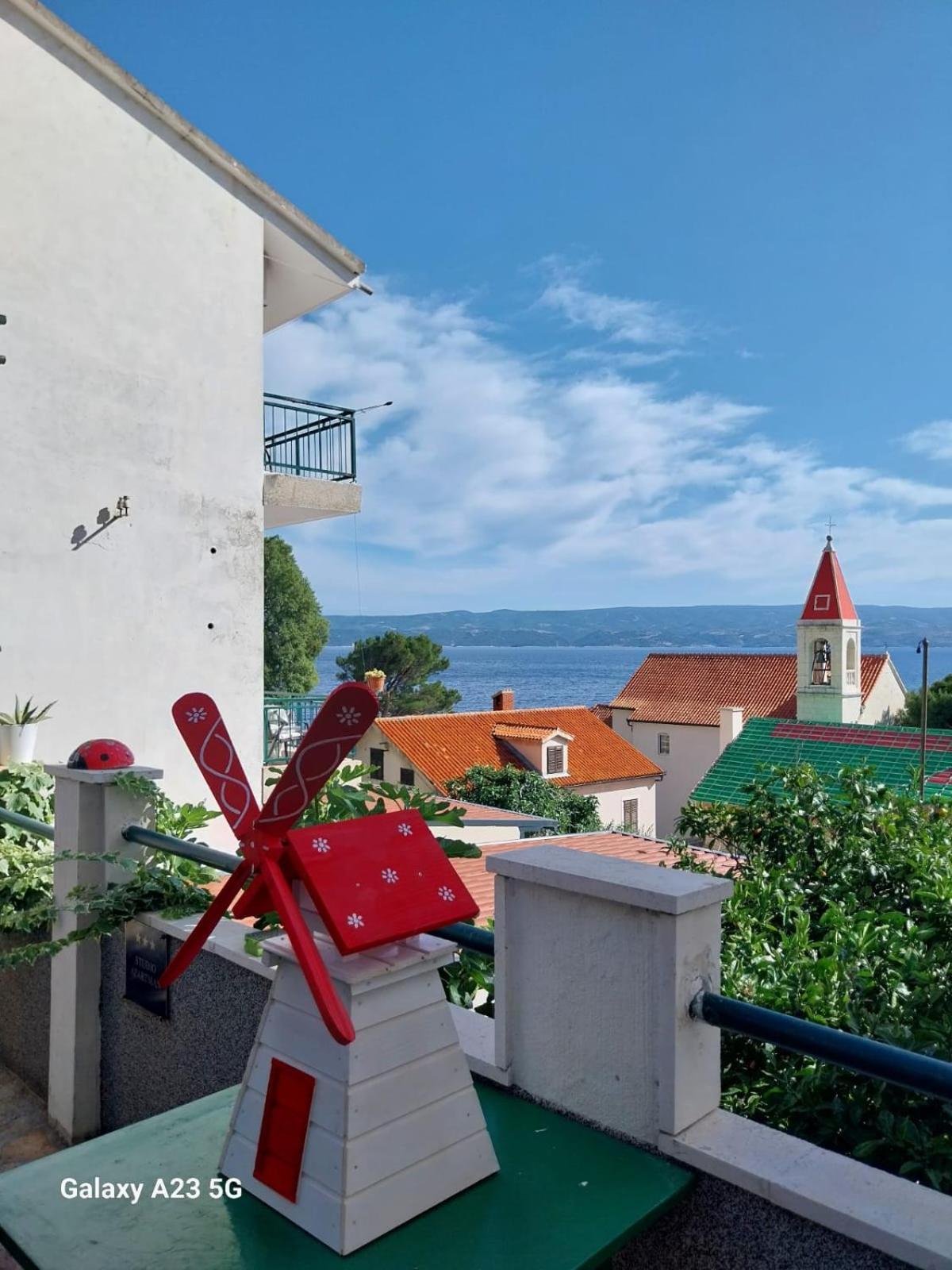 Judita Omiš Exterior foto